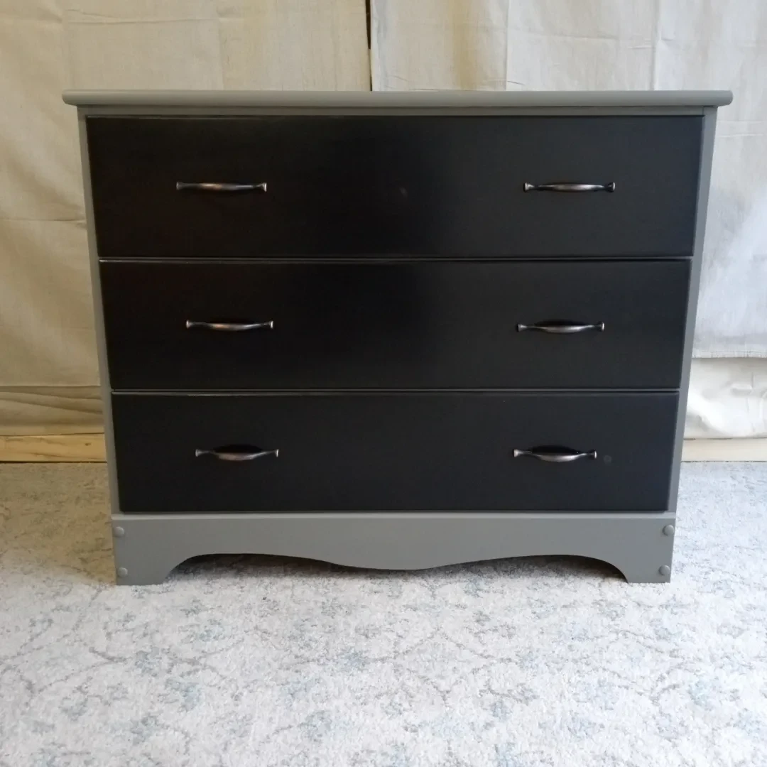 3 Drawer Painted Dresser thumbnail