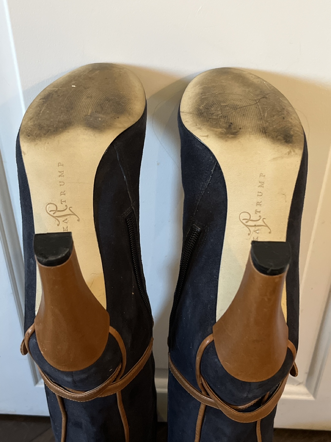 Blue suede boots image indicator(3)