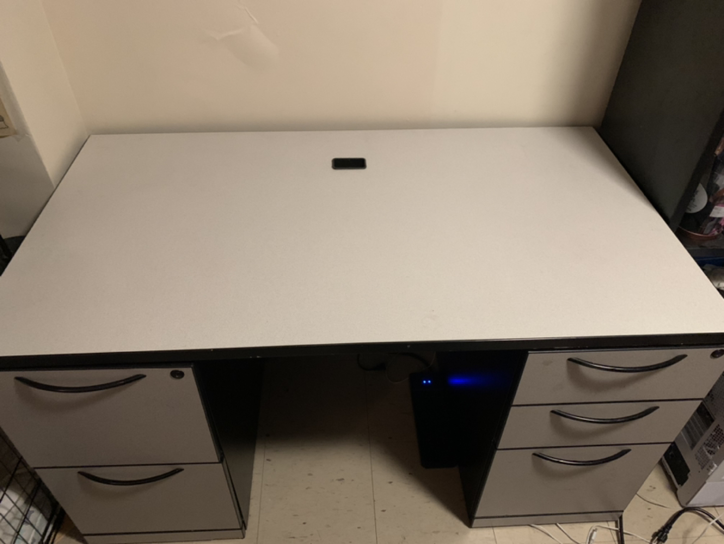 Desk and Cabinet Units - photo 2