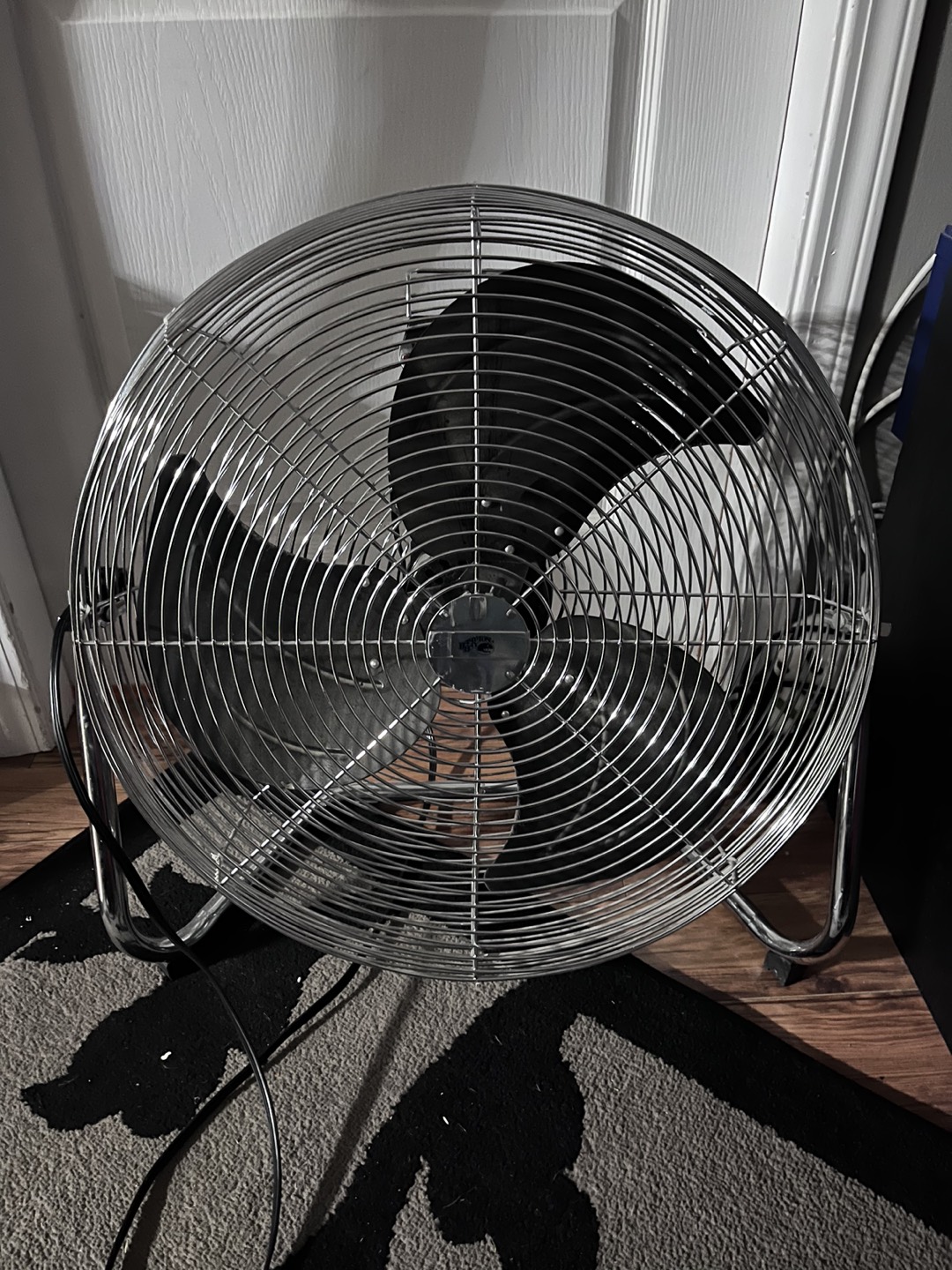 Industrial Fan 2 feet tall thumbnail