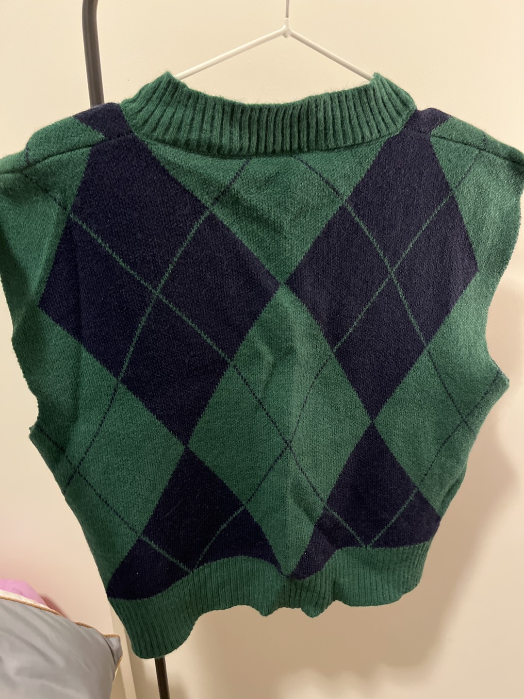 NEW Green Sweater Vest - photo 2