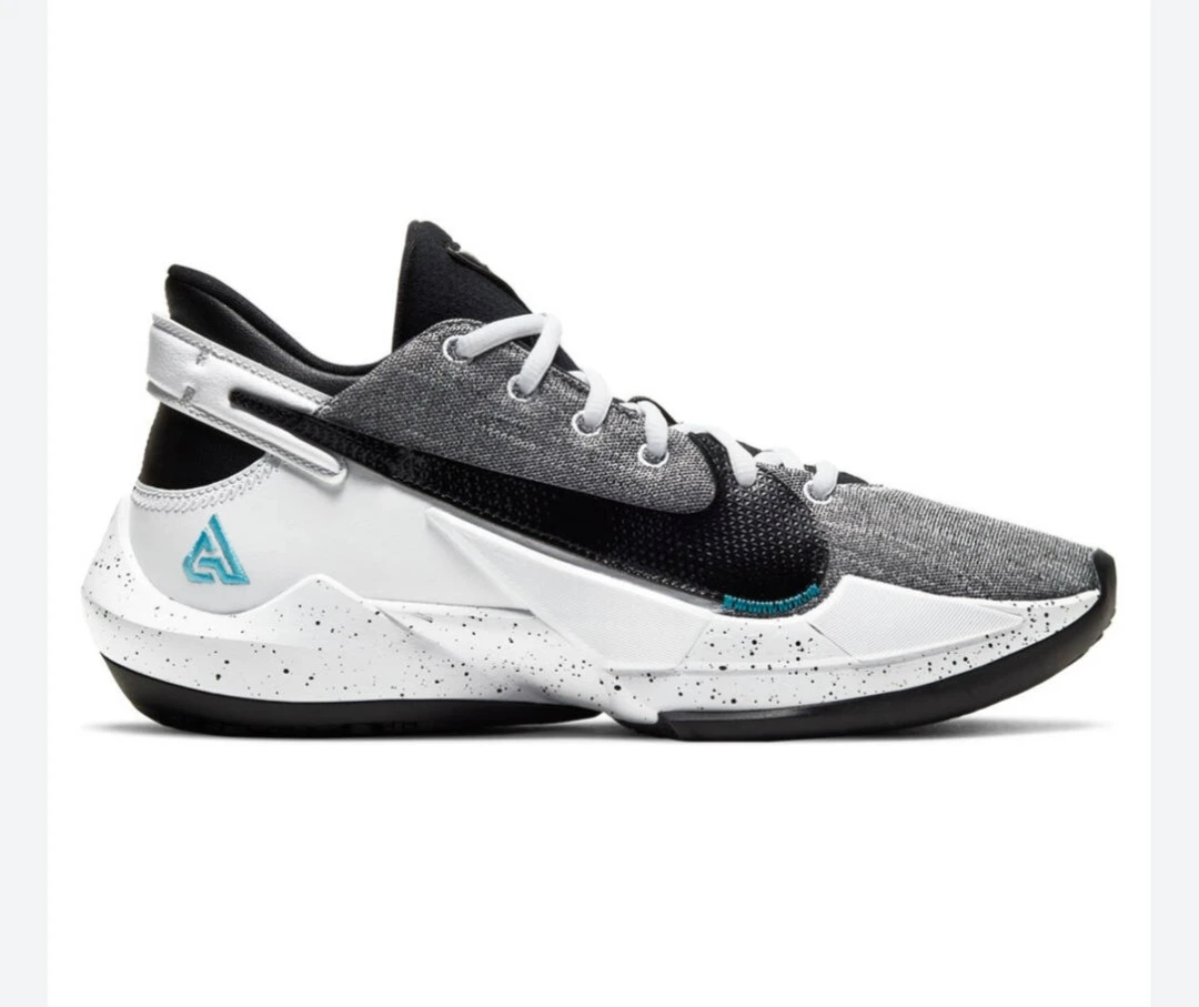 Nike zoom freak 2s thumbnail