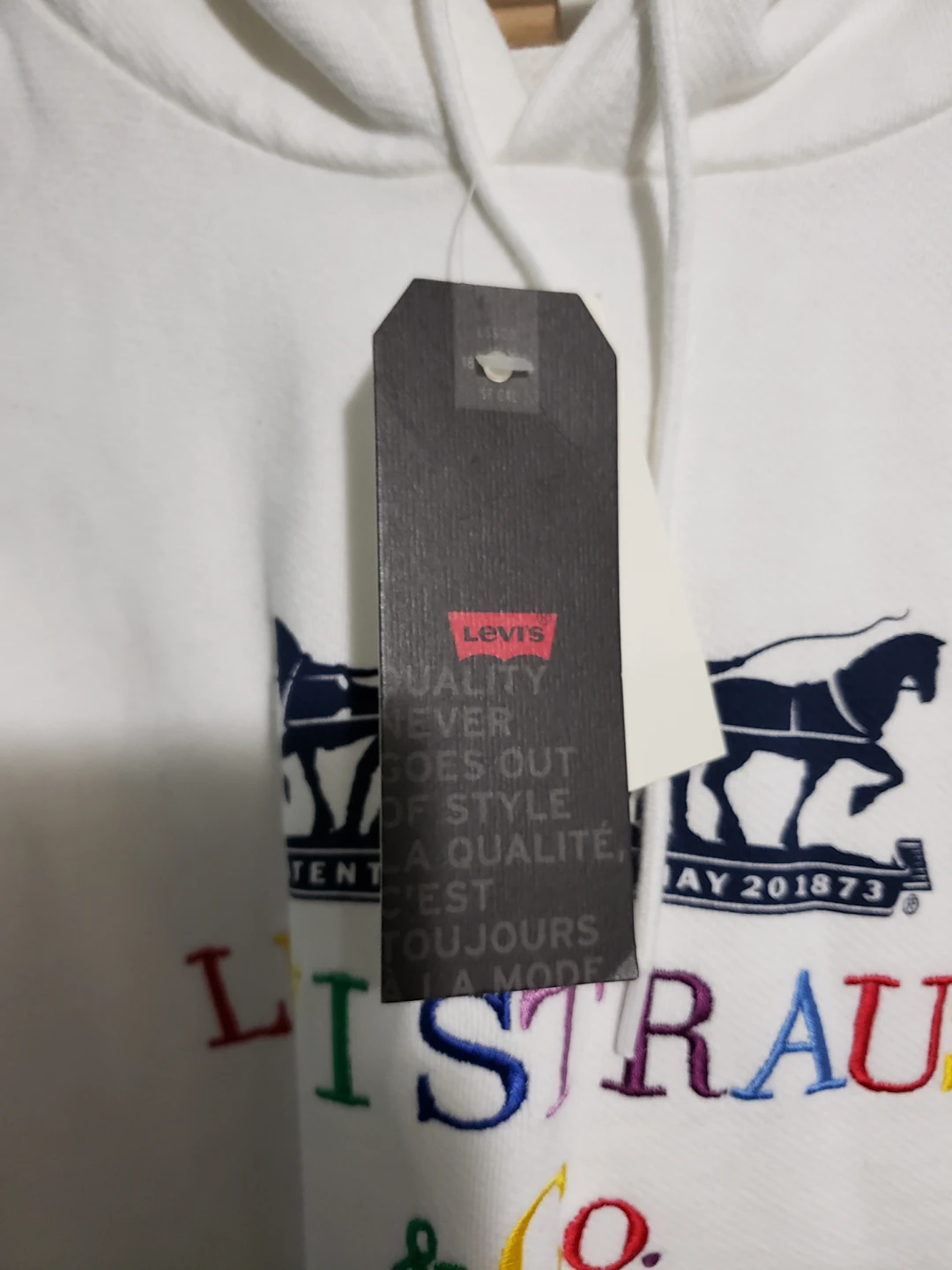 Men's Levis graphic hoodie Medium brand new. image indicator(3)