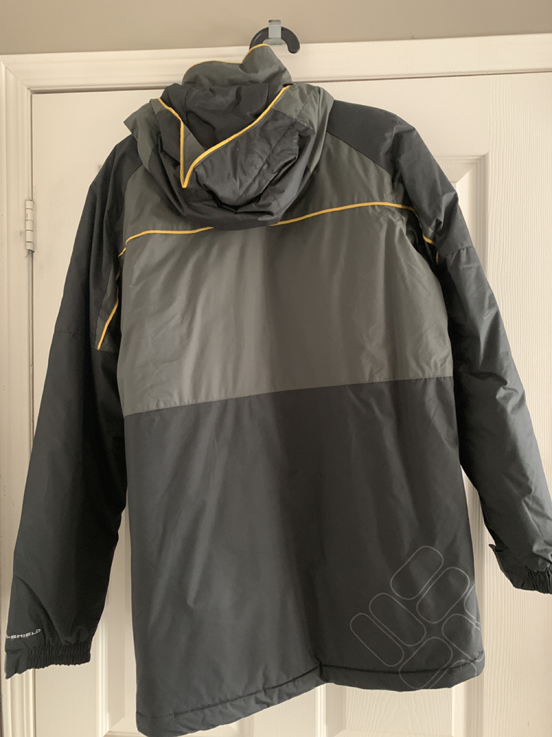 Olive green Columbia mens Winter jacket (like new) - photo 3