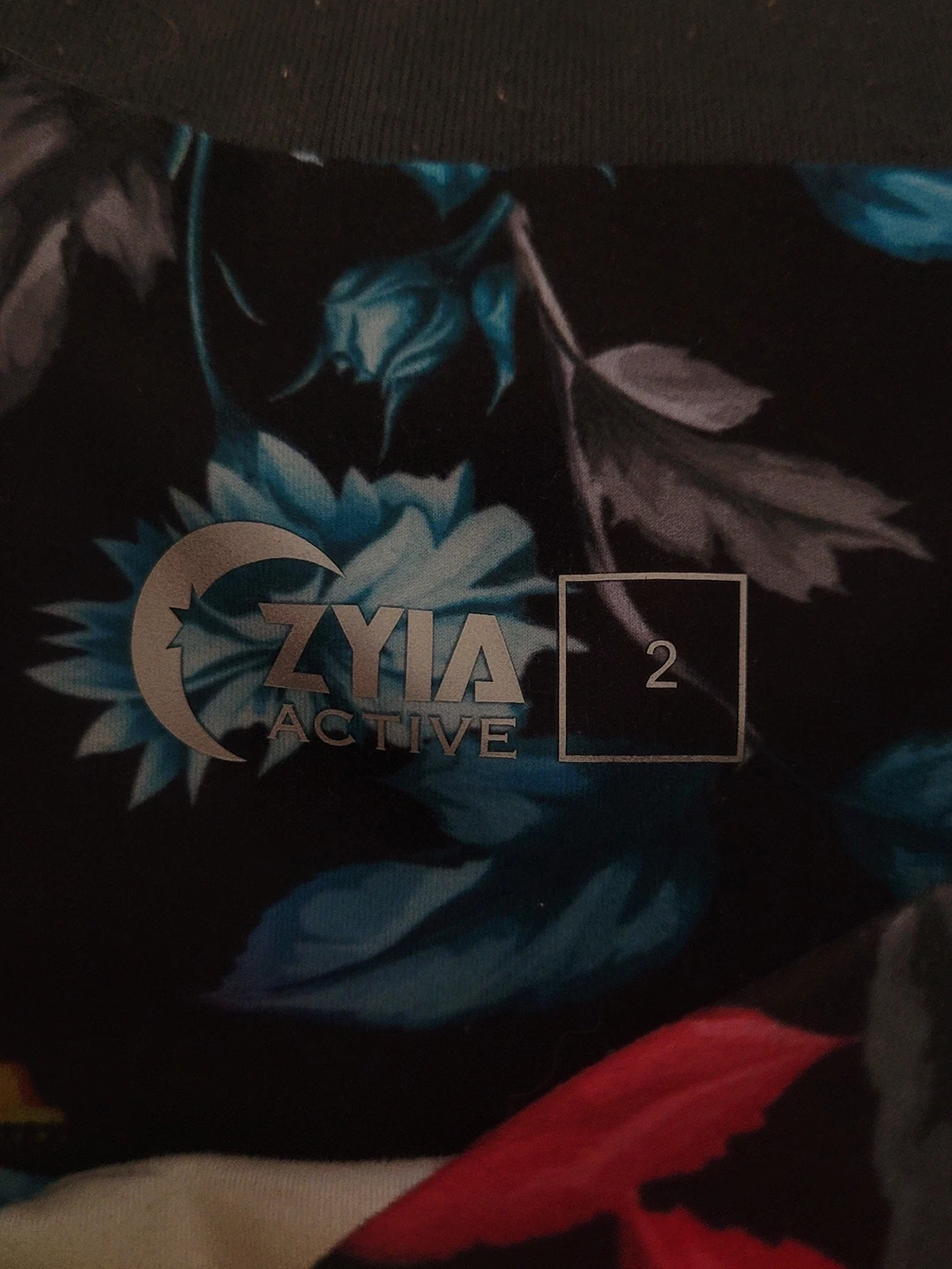 Several clothing items!!! image indicator(4)