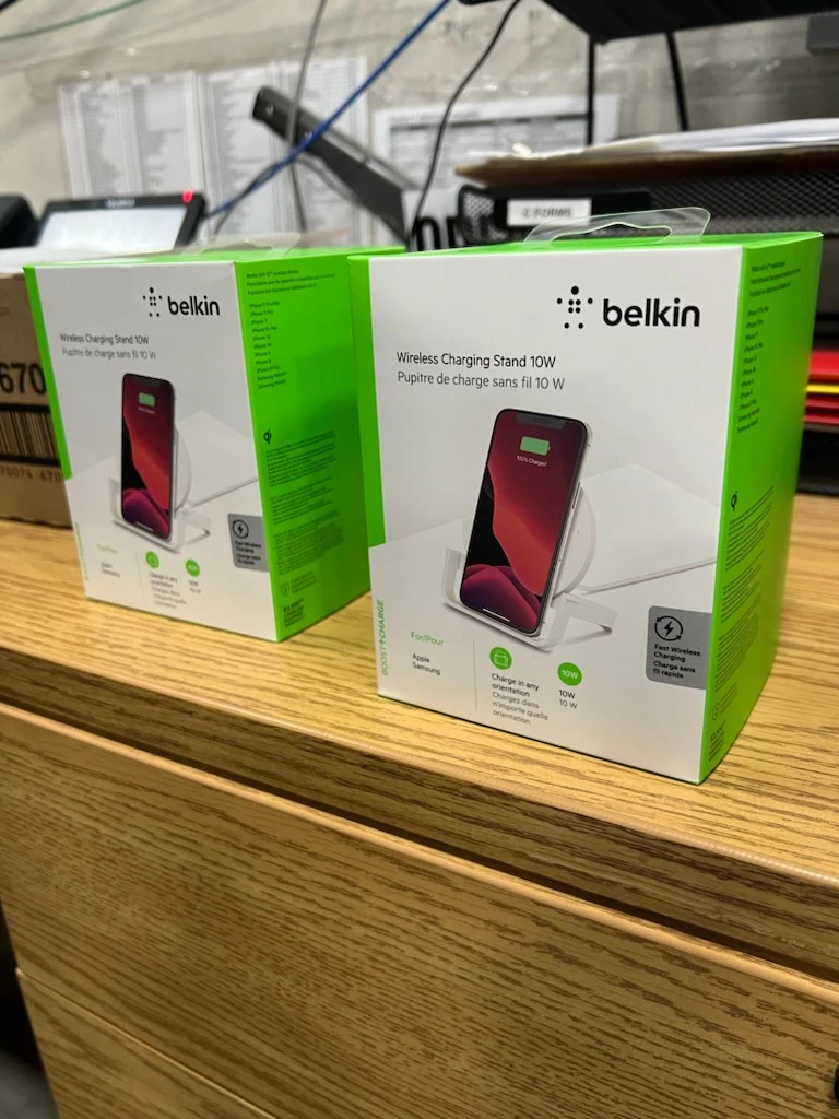 {New} Belkin Wireless Charging Stand thumbnail