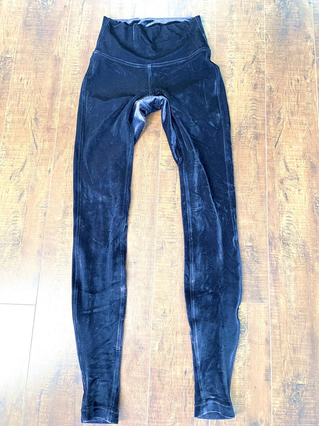 Lululemon black velvet leggings - photo 3