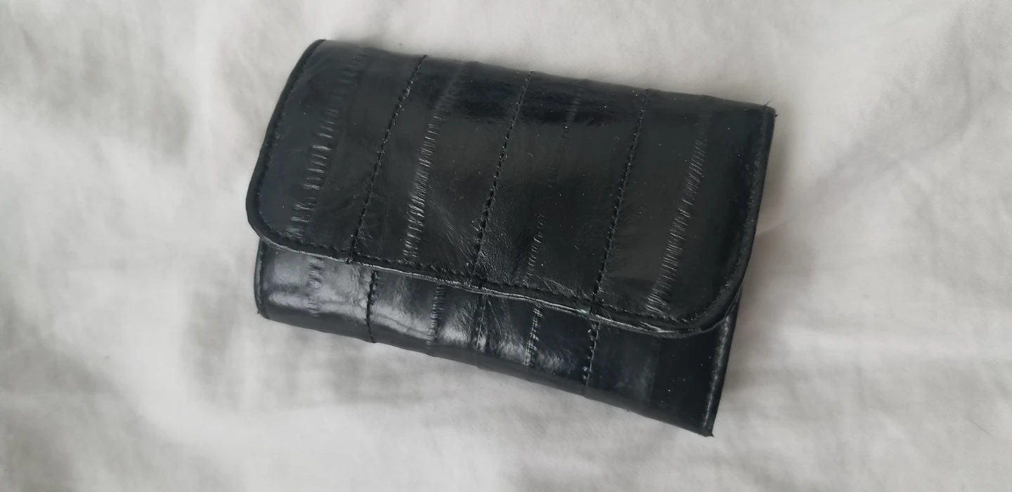 Vintage eel skin key holder NEW image indicator(3)