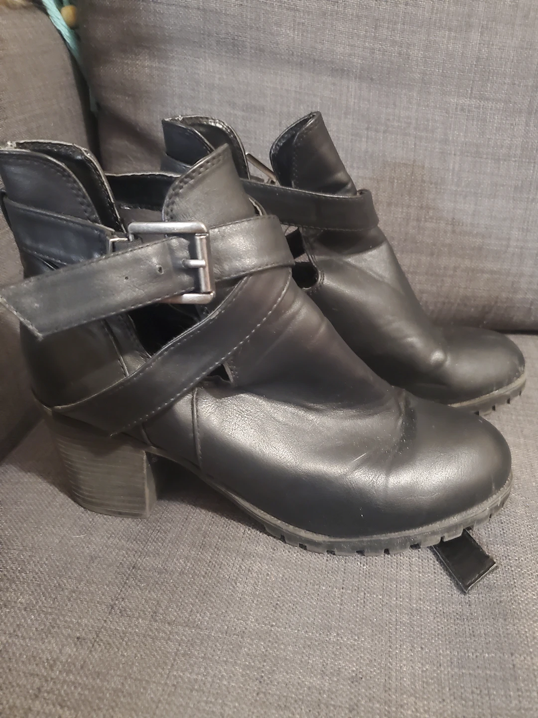 #freecycle boots black sixe 7 thumbnail