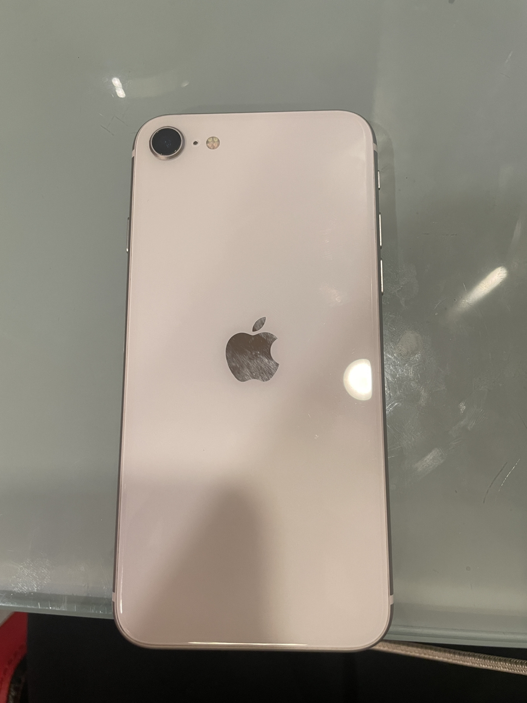 iPhone SE 2020 - photo 5