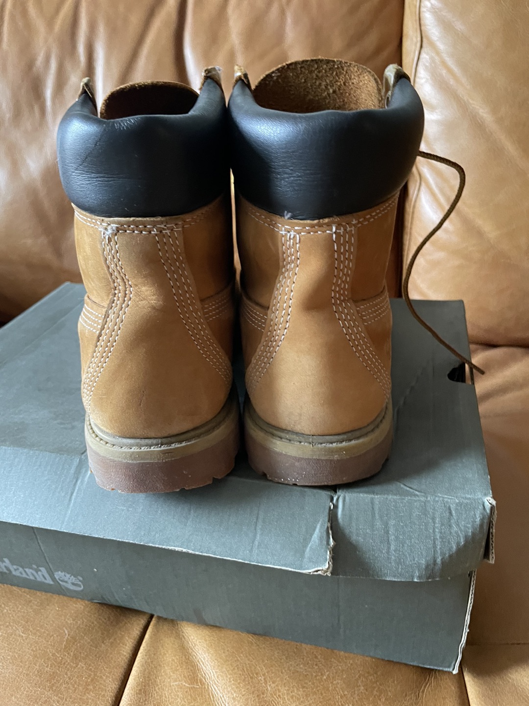 Timberland boots size US8 ladies - photo 2