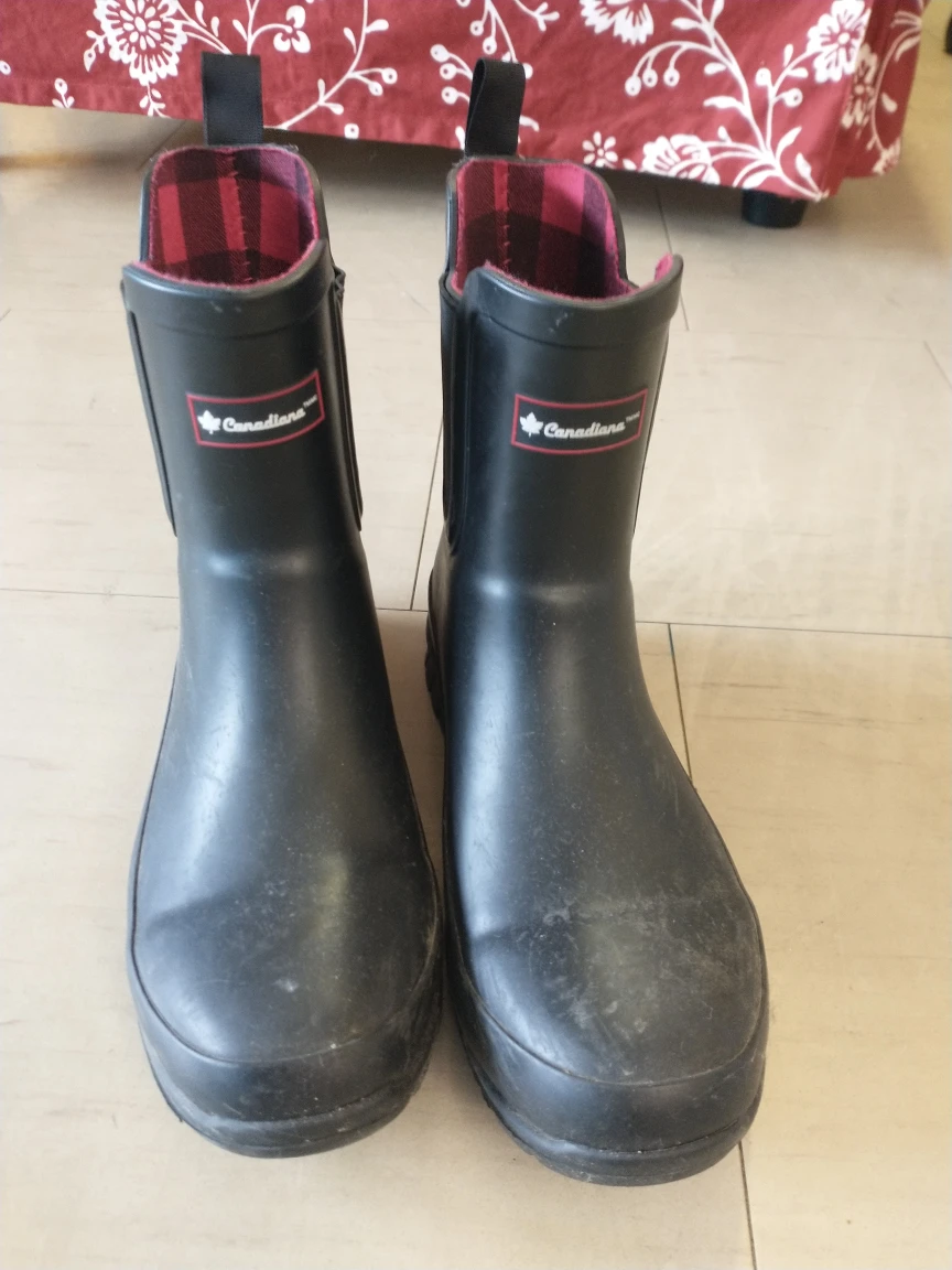 Rain boots women size 7 for $10 - photo 3