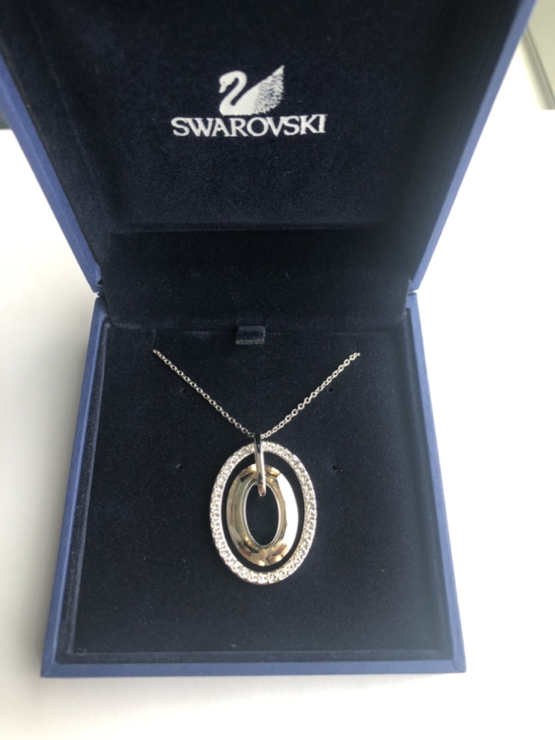 Swarovski necklace. Logan Pendant (1039816)