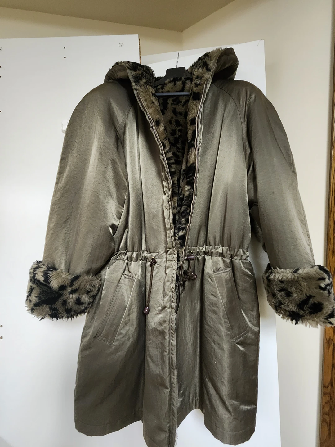 reversible coat. thumbnail