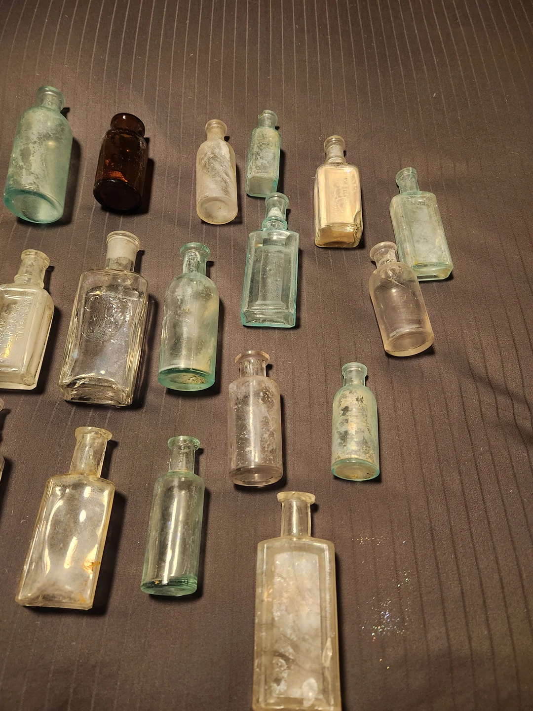 True vintage glass bottles image indicator(2)