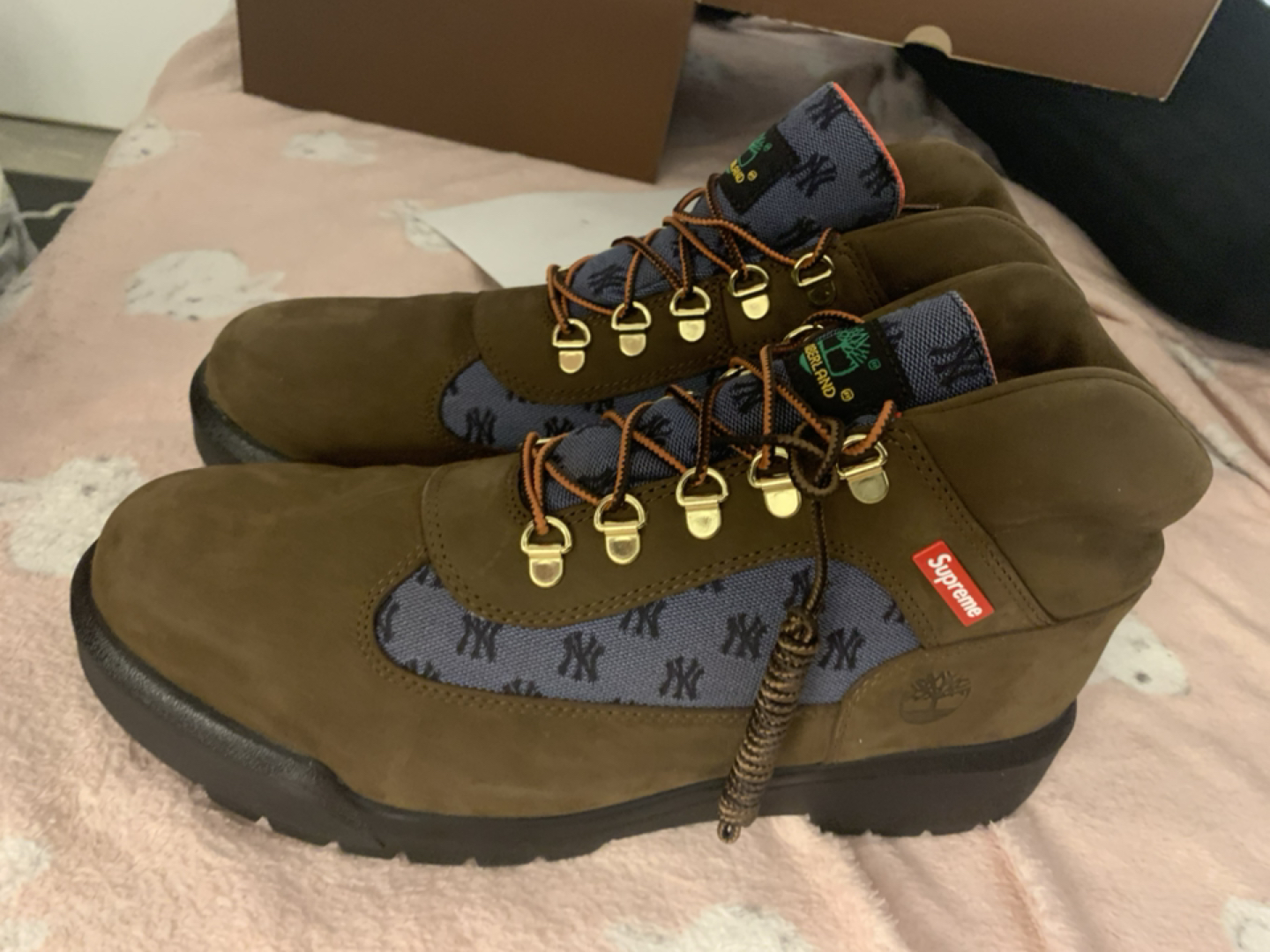 Supreme Yankees Timberland Boots - photo 3