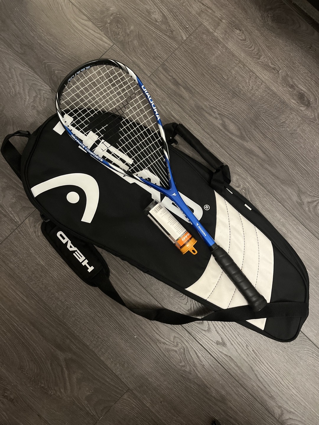 Squash Racket with case with two balls