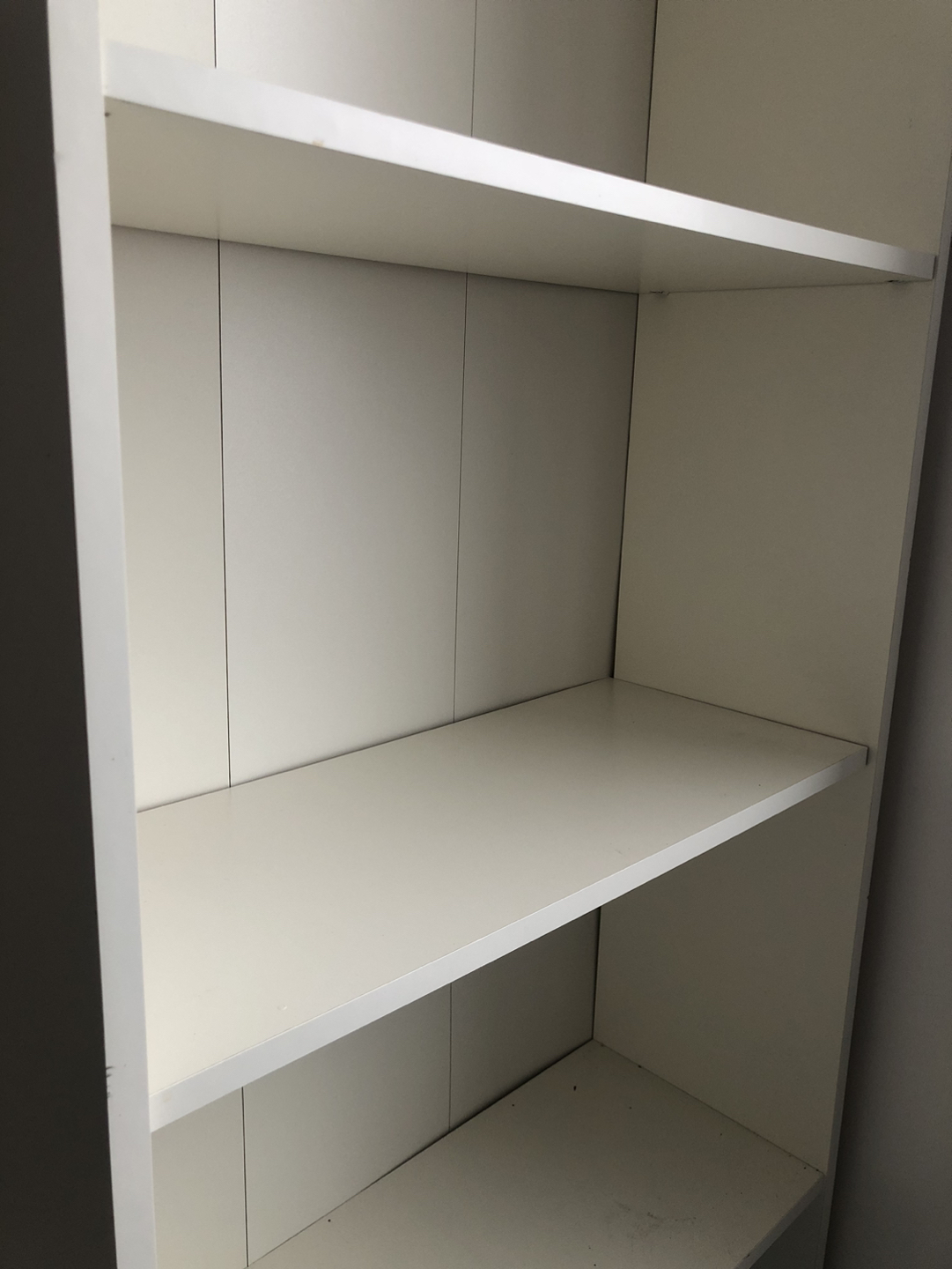 Ikea bookshelf - photo 2