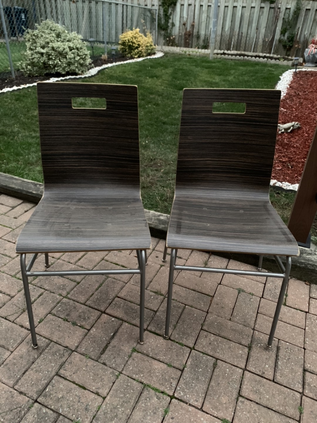 Wooden chairs with metal legs - photo 2