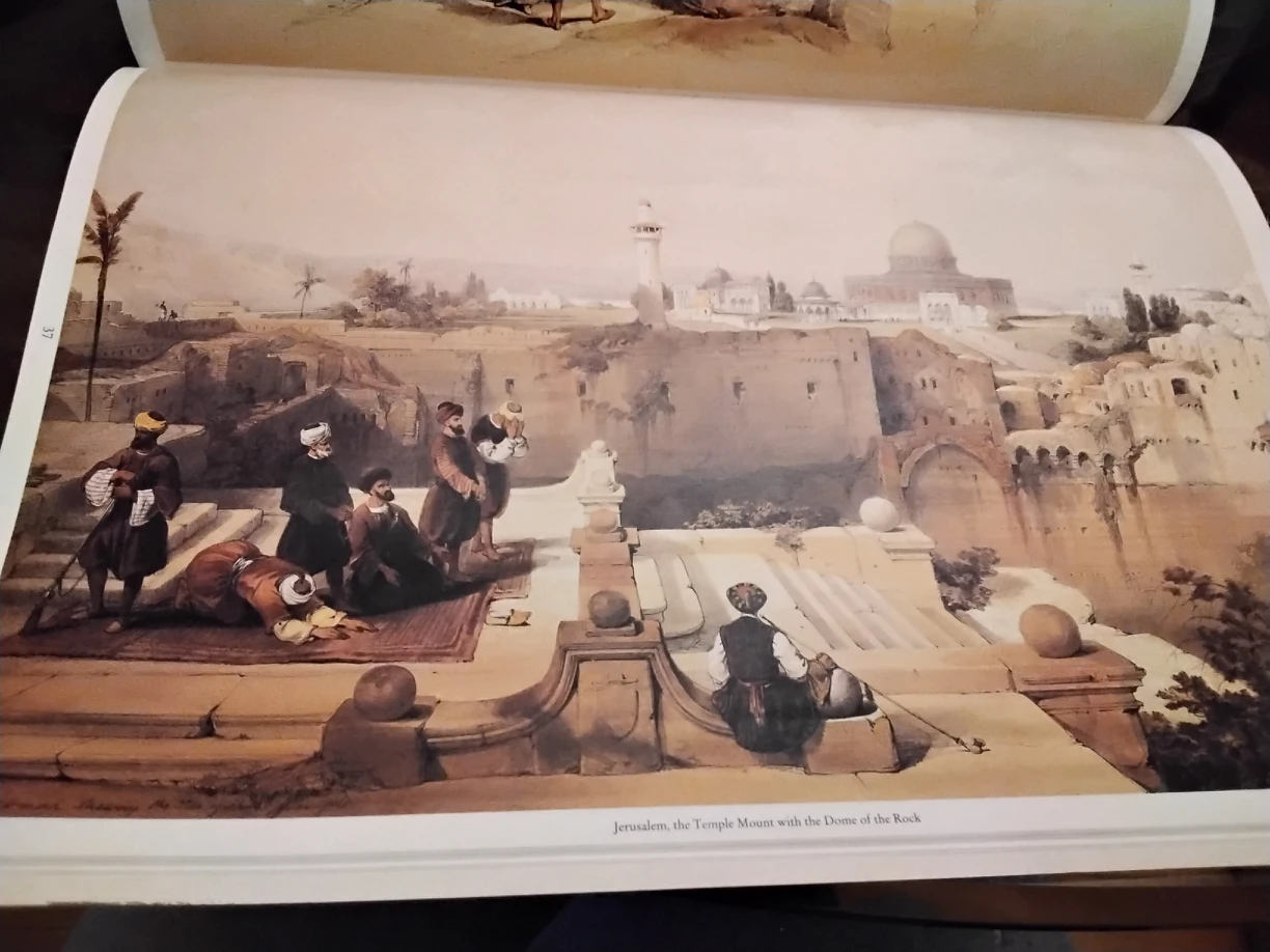 Beautiful Vintage Book "In The Holy Land" Paintings image indicator(10)