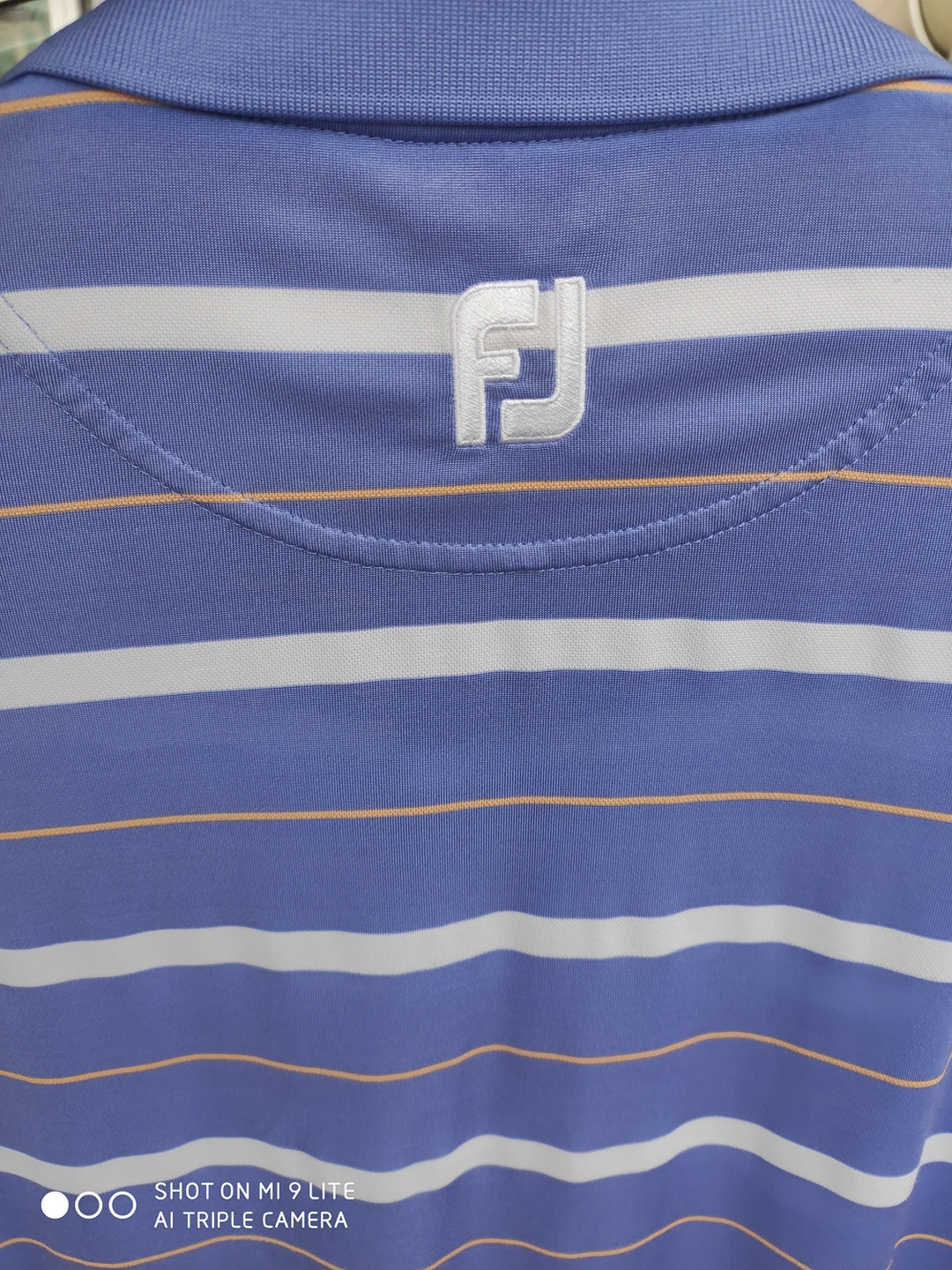men's FJ golf shirt image indicator(2)