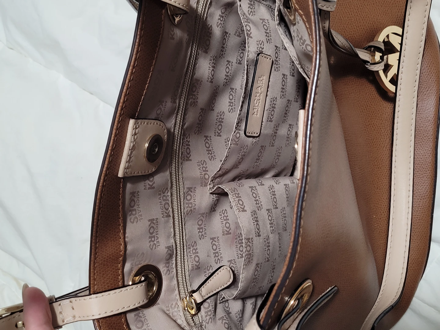 Michael Kors purse - photo 3