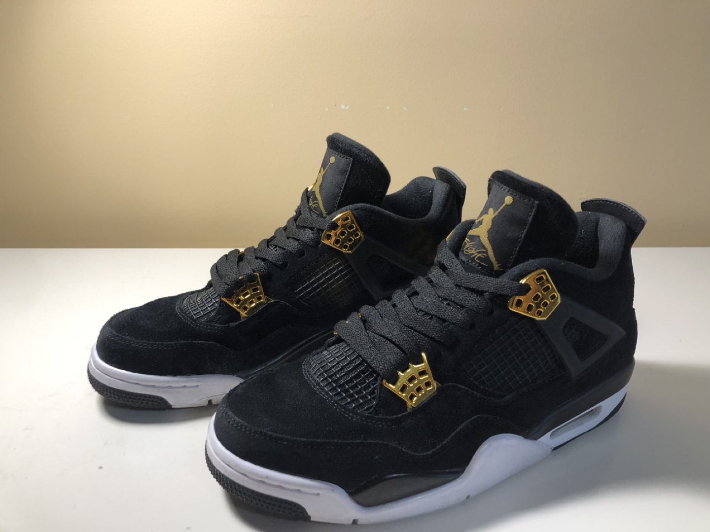 Nike) Air Jordan 4 Retro Royalty (US 9)