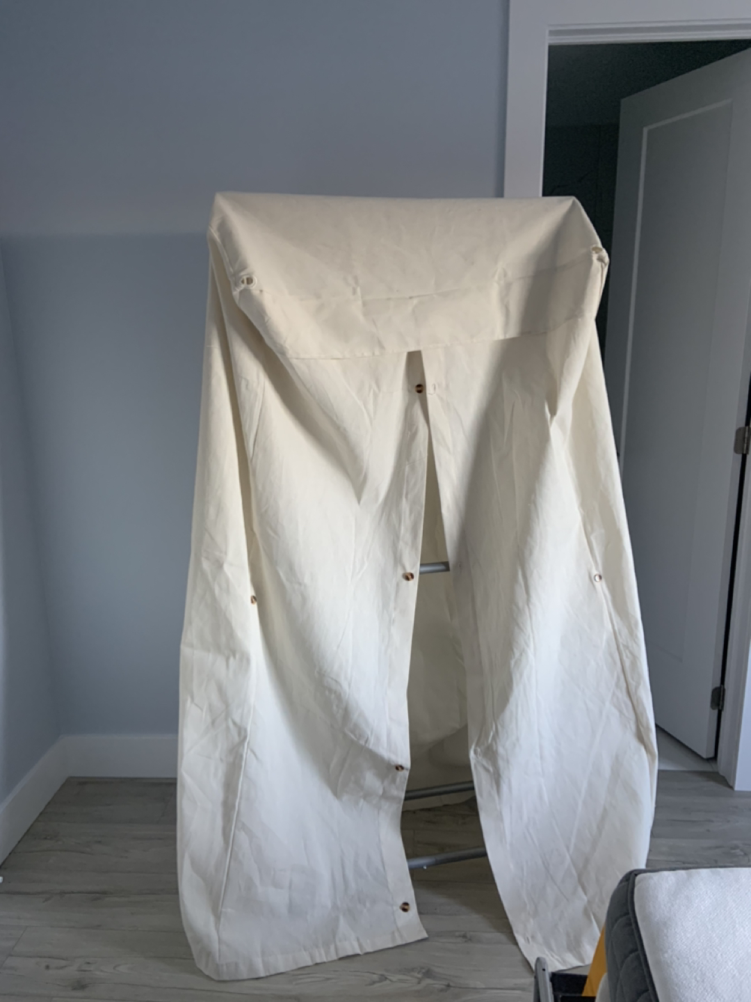 Cloth rack with canvas cover - photo 2