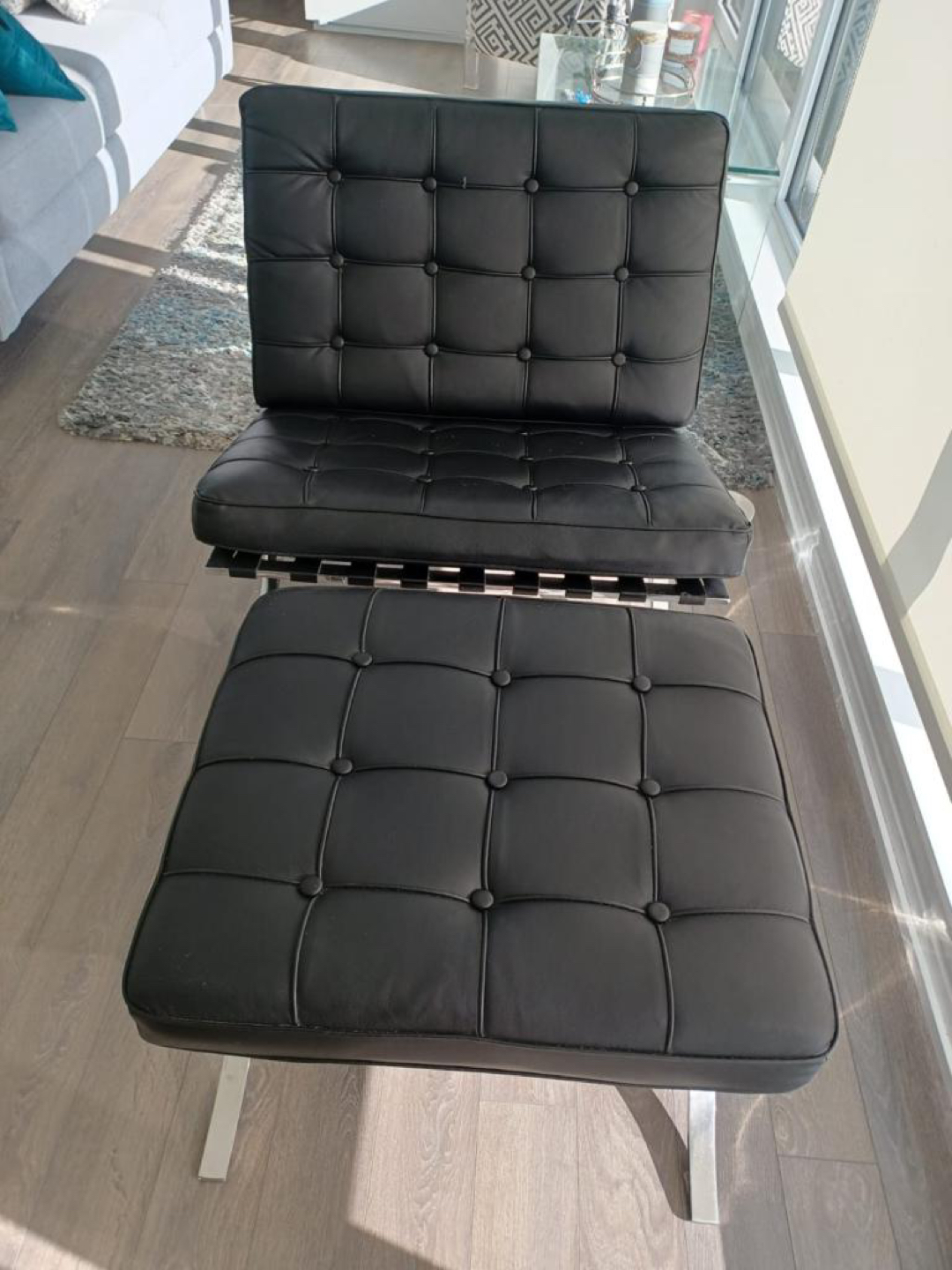 Barcelona chair type and ottoman - photo 2