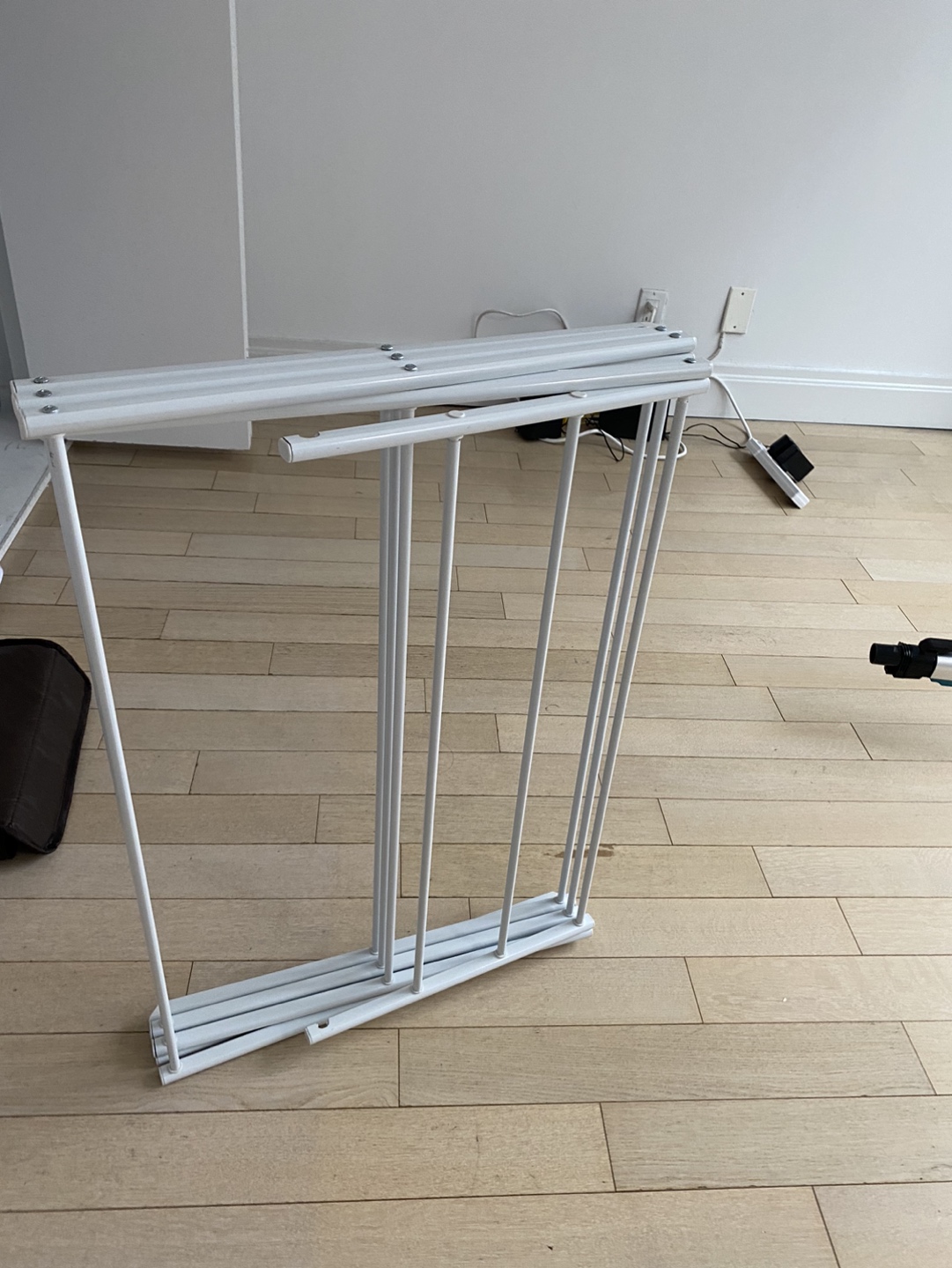 Foldable laundry rack - photo 2