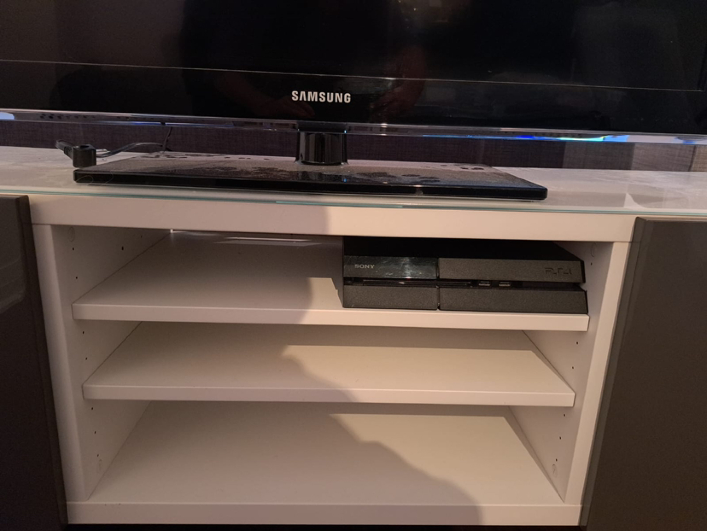 TV Stand from IKEA - photo 2