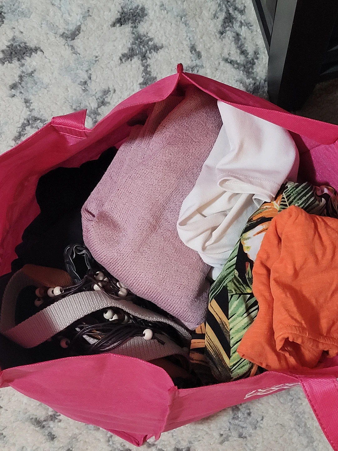bag of miscellaneous woman's summer clothing- size M/L thumbnail
