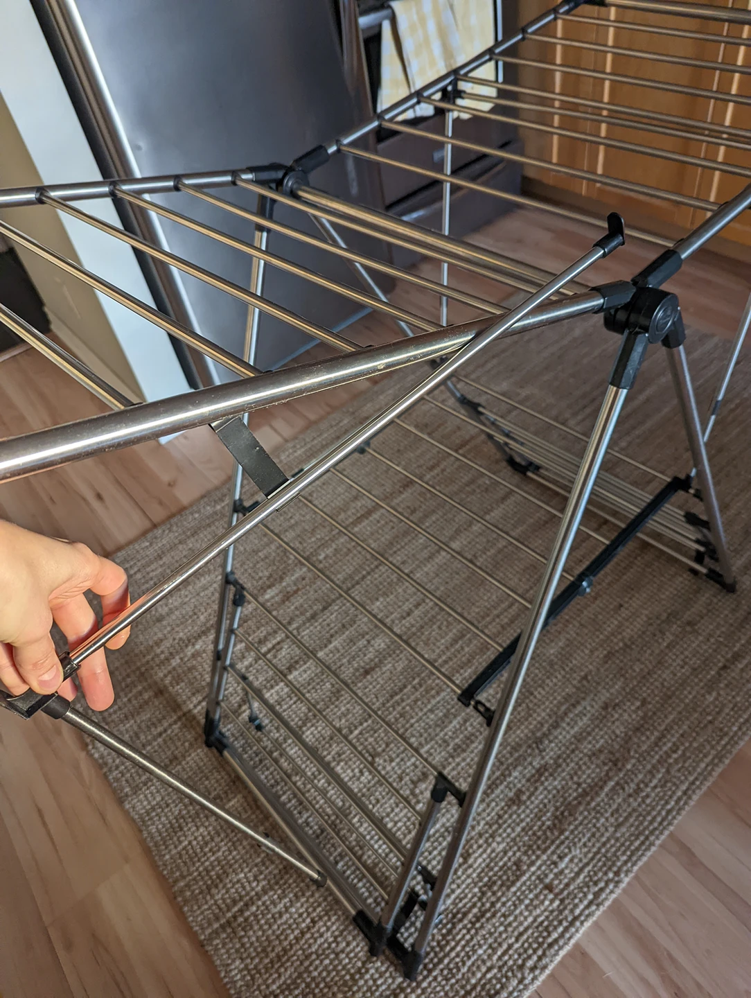 clothes drying rack - photo 2