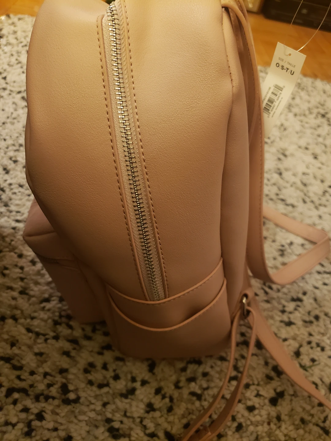 NEVER WORN Pink Backpack Tag still on image indicator(5)