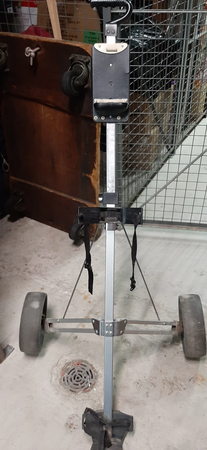 Freecycle 🎃   🏌‍♀️push cart golf image indicator(2)