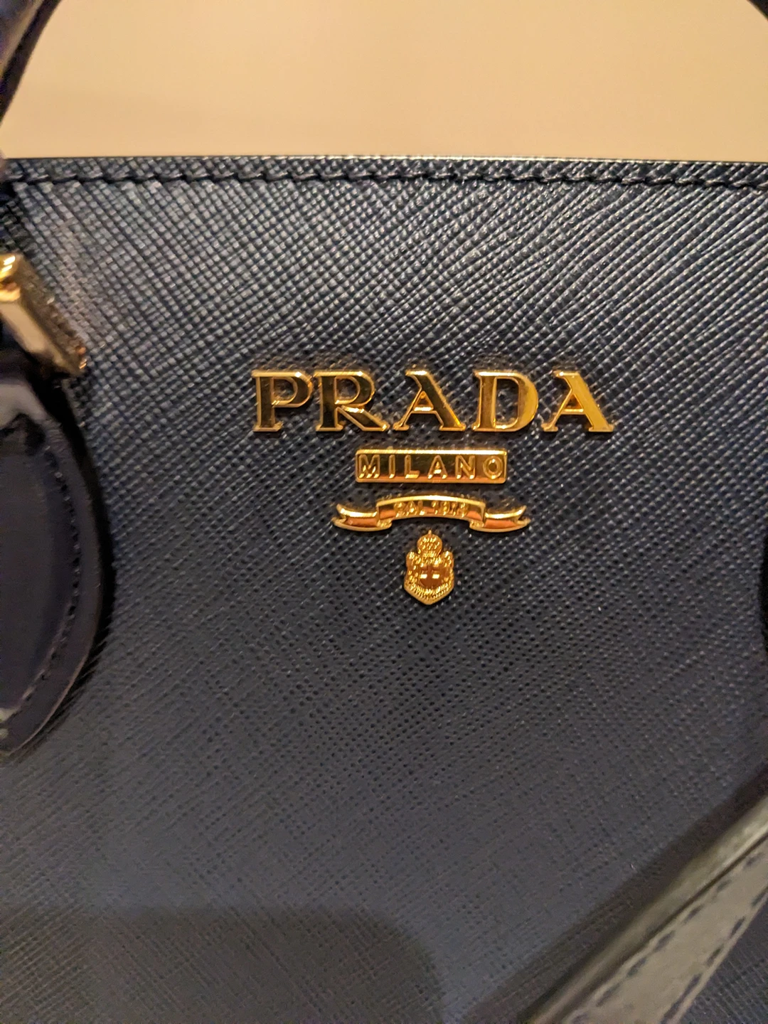 Prada womens handbag - photo 2