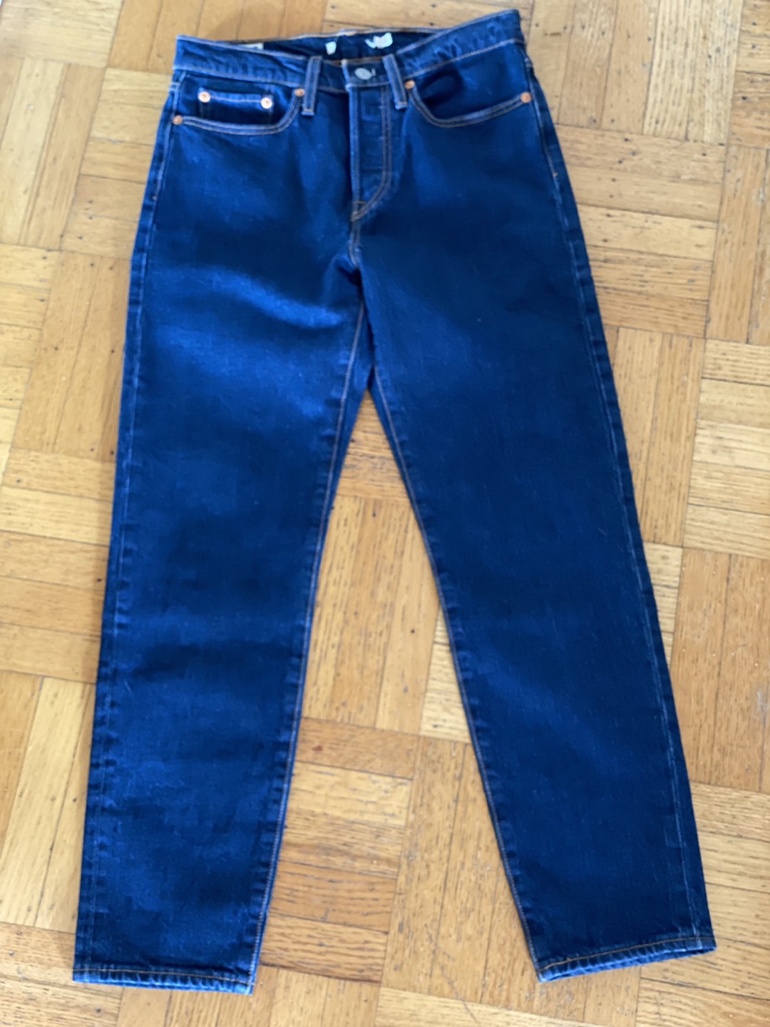 NWOT LEVI’S WEDGIE DARK WASH JEANS sz 27