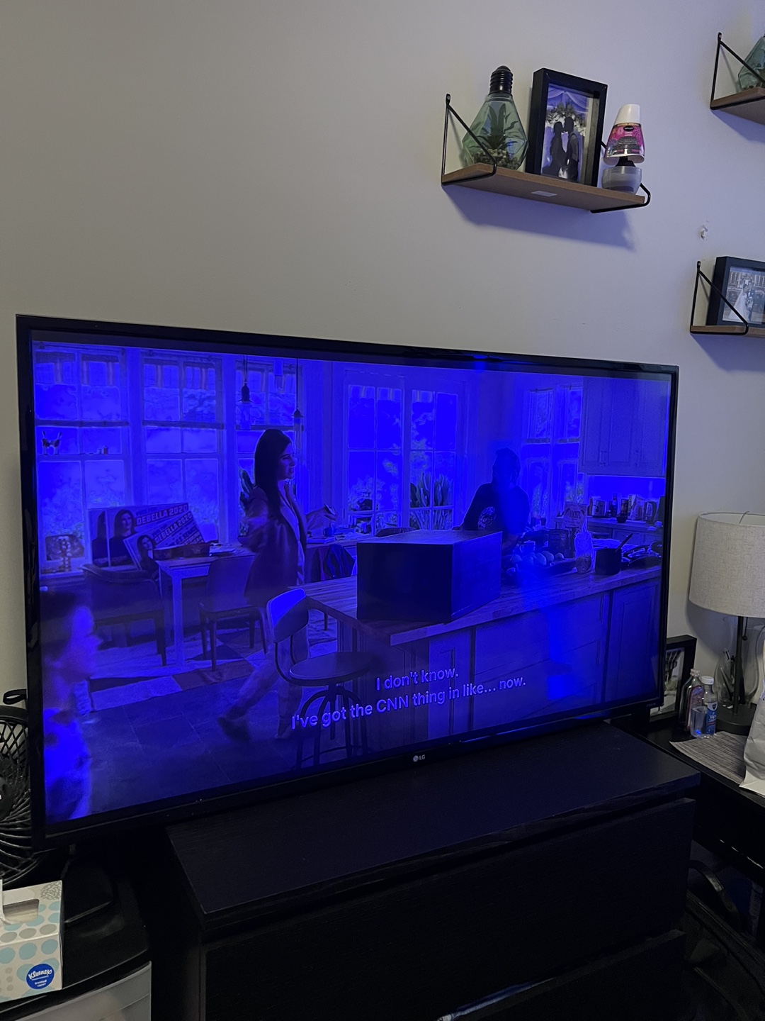 Smart LG TV 50" - photo 2