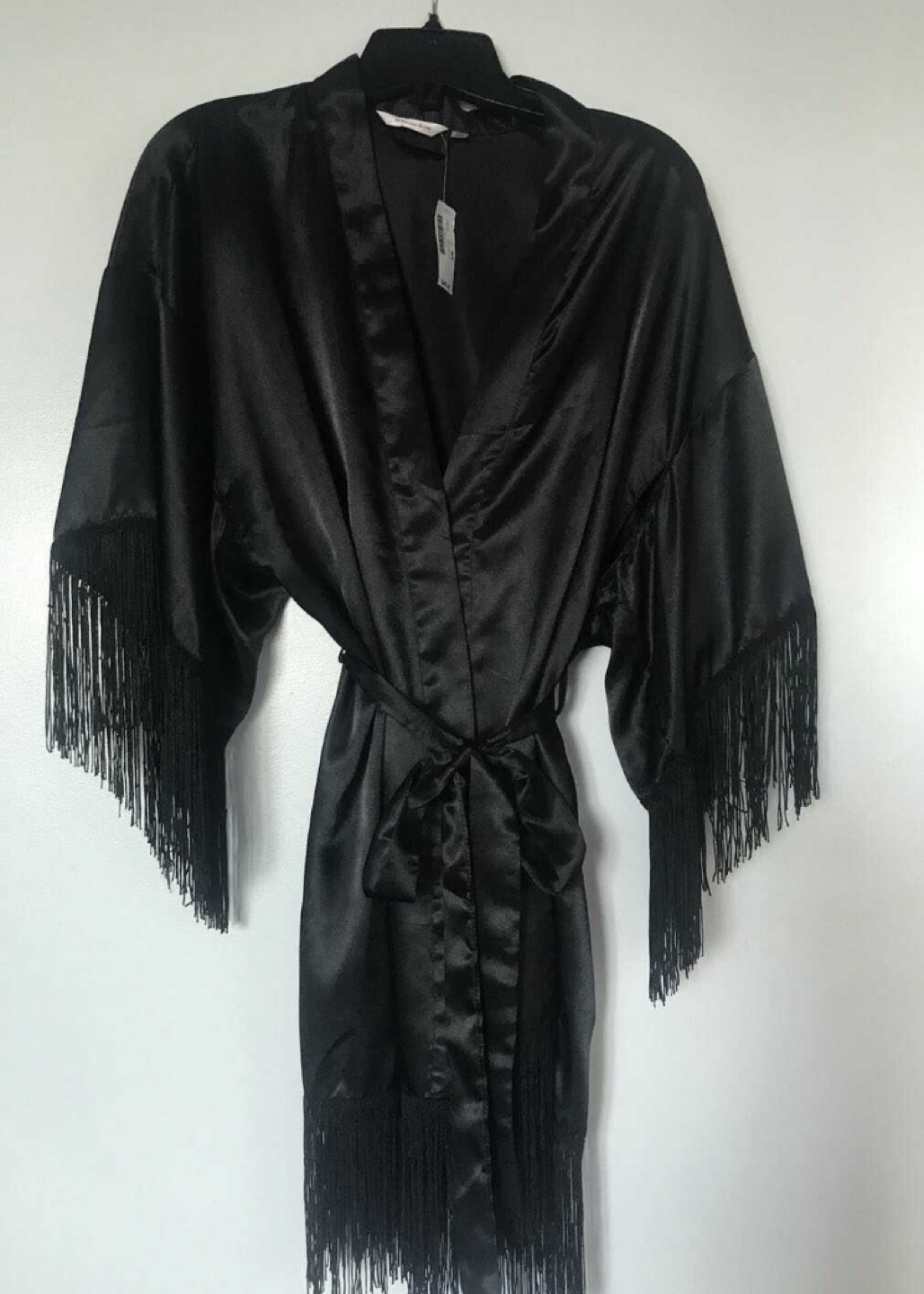 New with tag silky robe La Vie  en Rose thumbnail