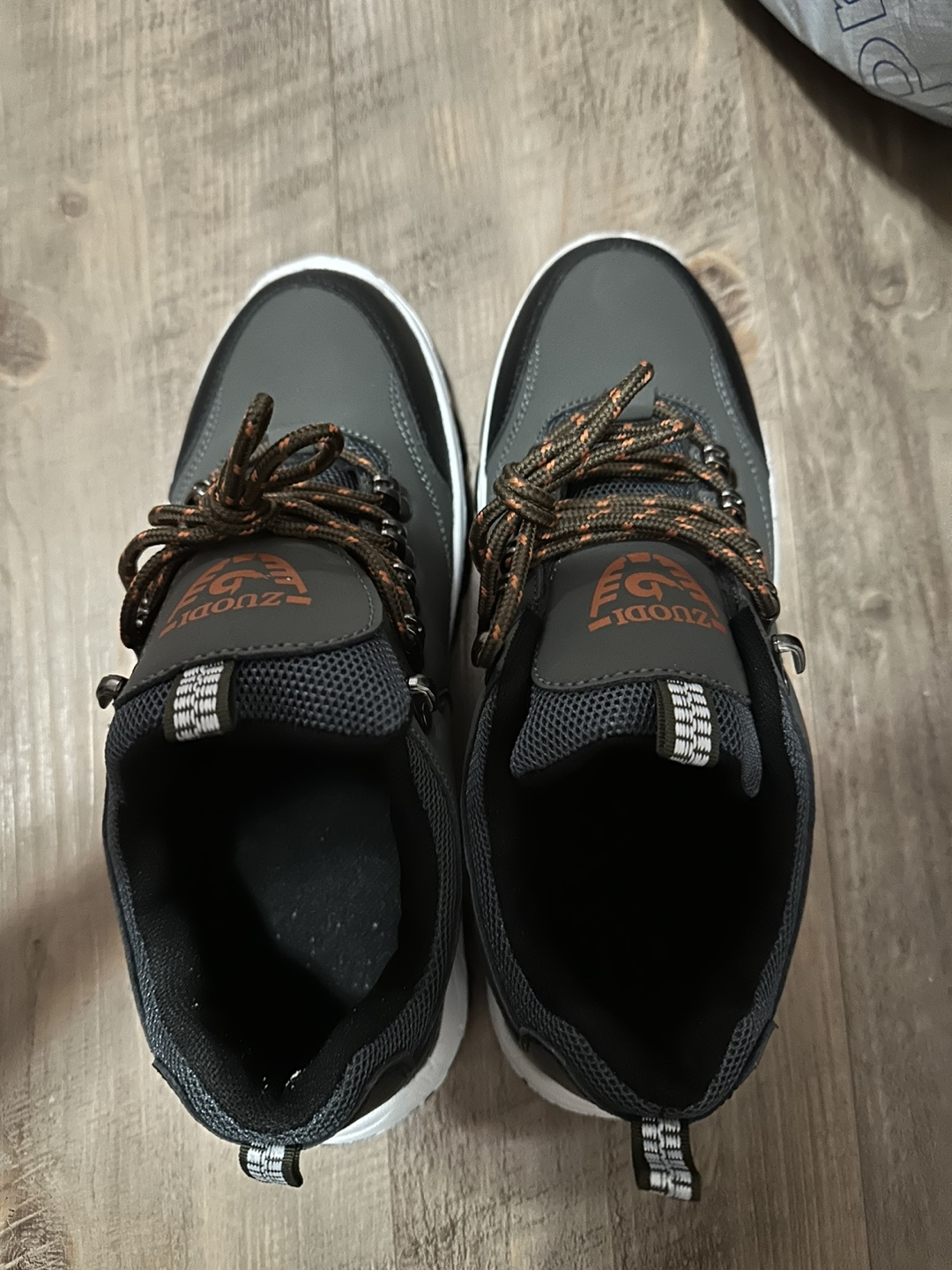 non sleep shoes thumbnail