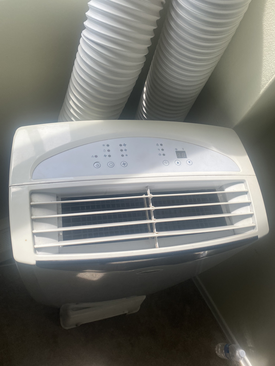 Air Conditioner (AC)