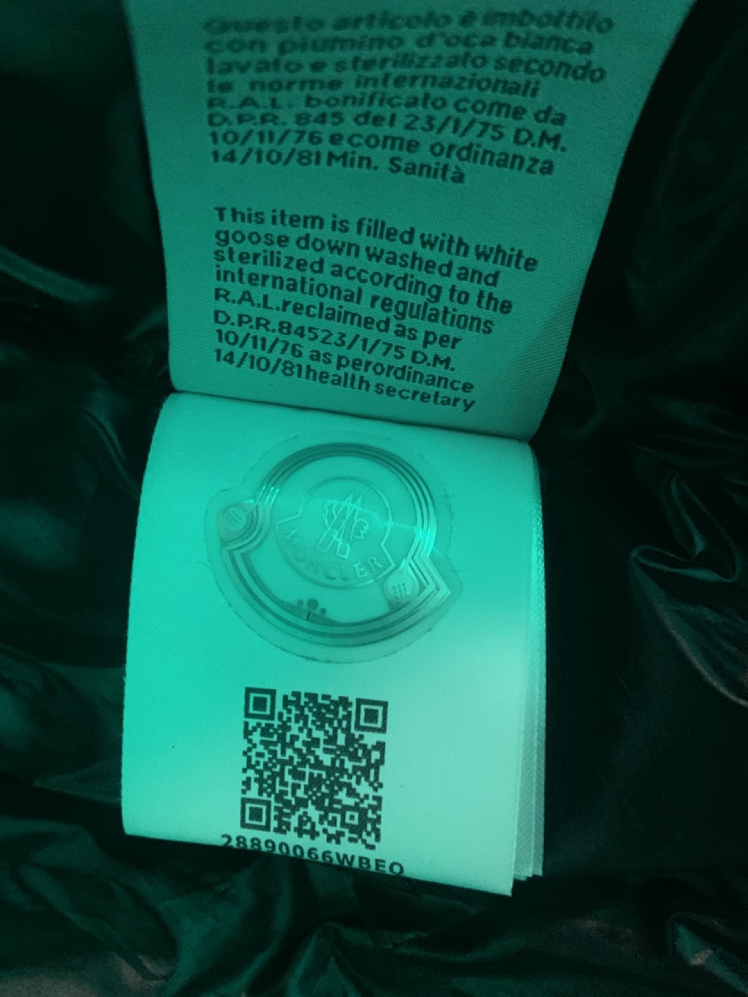 Moncler templon coat image indicator(3)