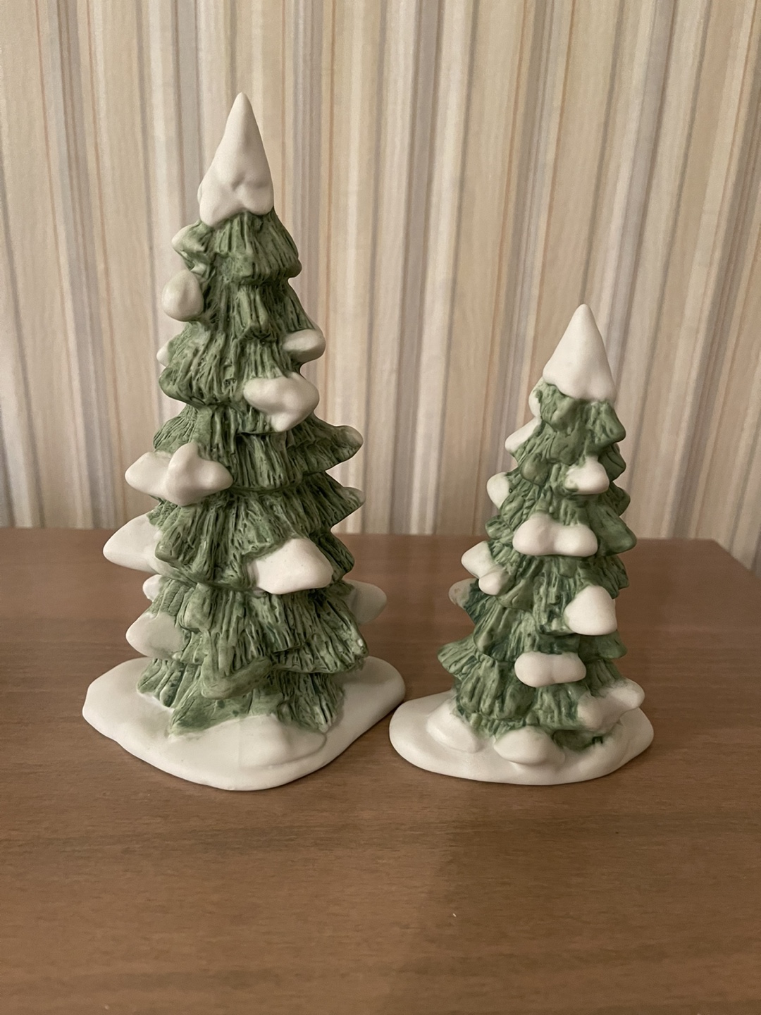 Snowy Pine Trees set of 2
Department 56 Winter Village Accessory thumbnail