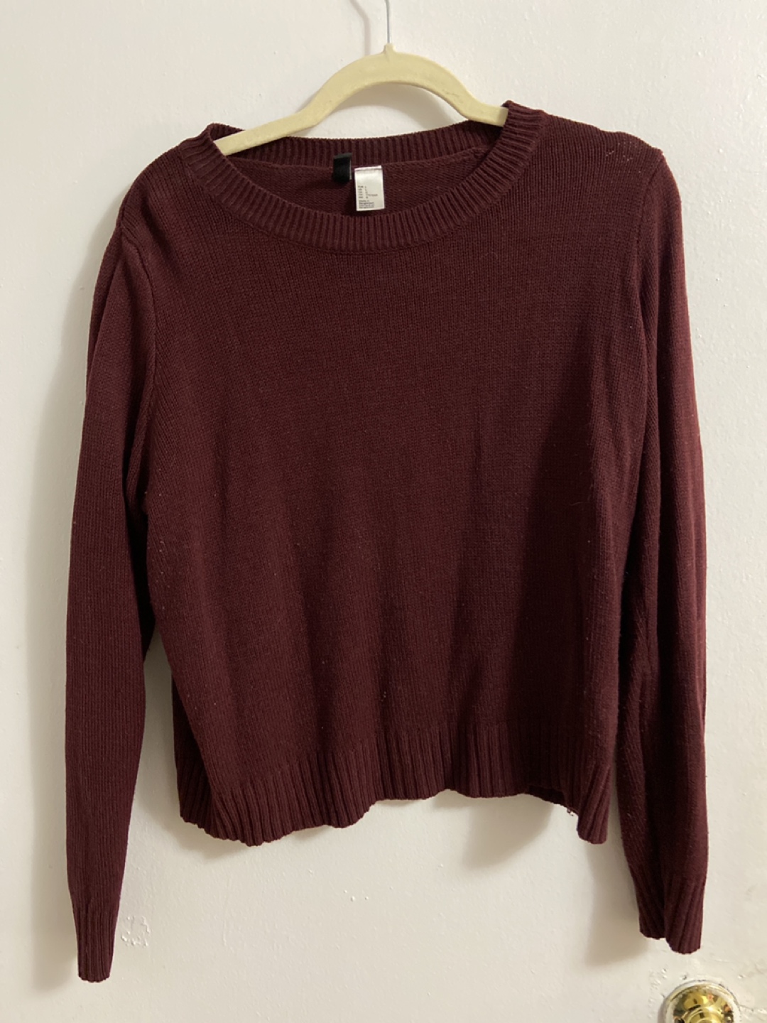 H&M Burgundy Cropped Knit Sweater - Large thumbnail