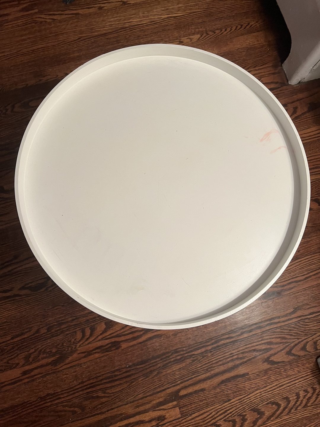 Small white side table for sale - photo 2