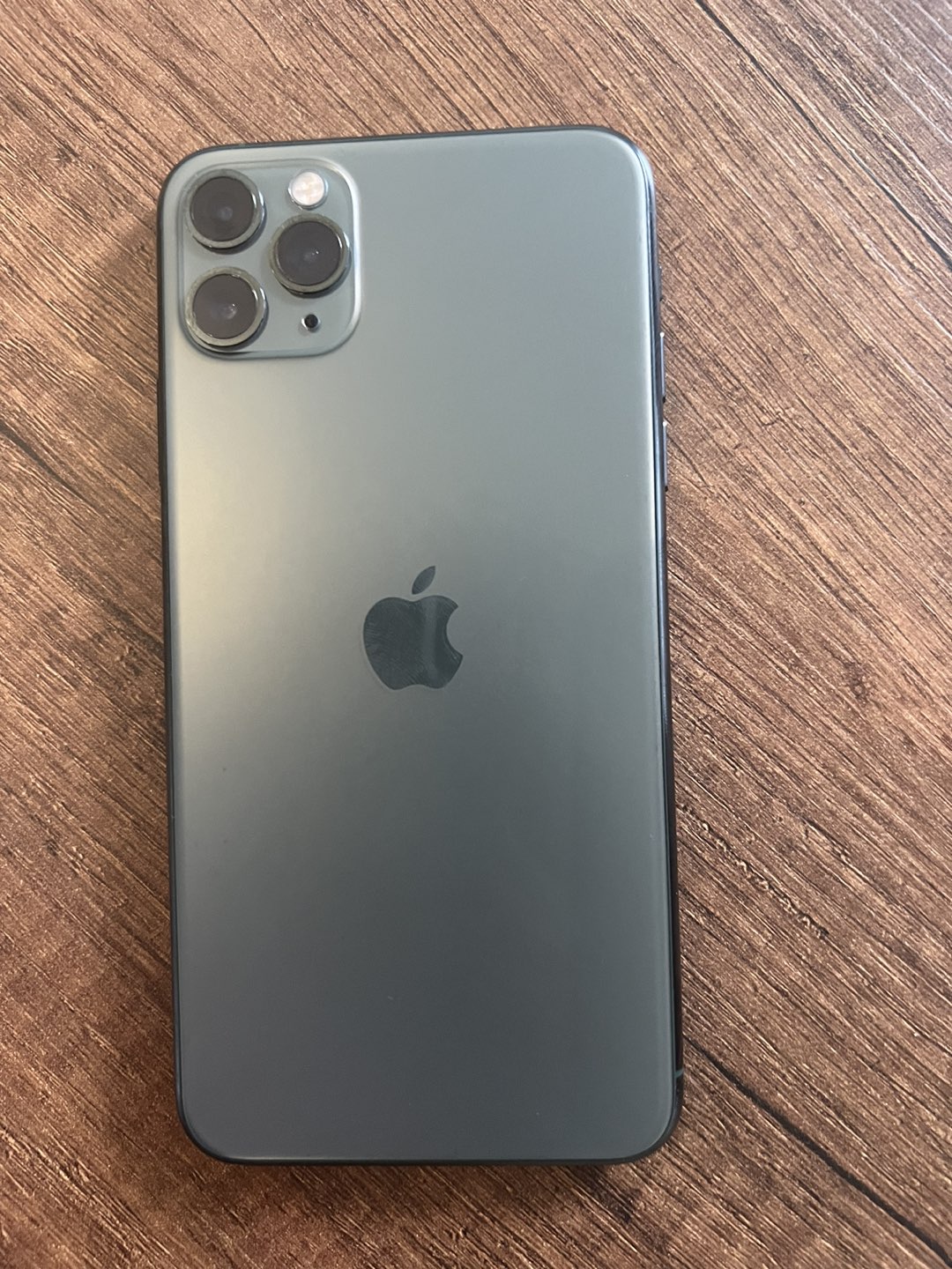 iPhone 11 pro max - 64GB, great condition