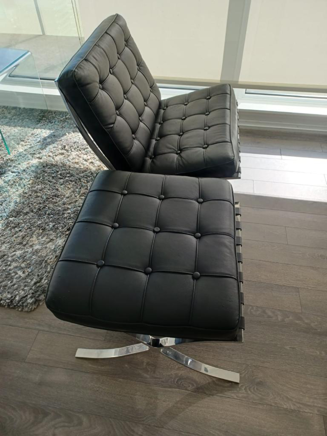 Barcelona chair type and ottoman - photo 5
