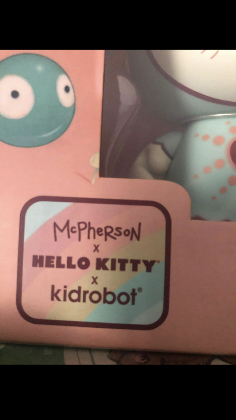 Hello kitty 2010 doll - photo 2