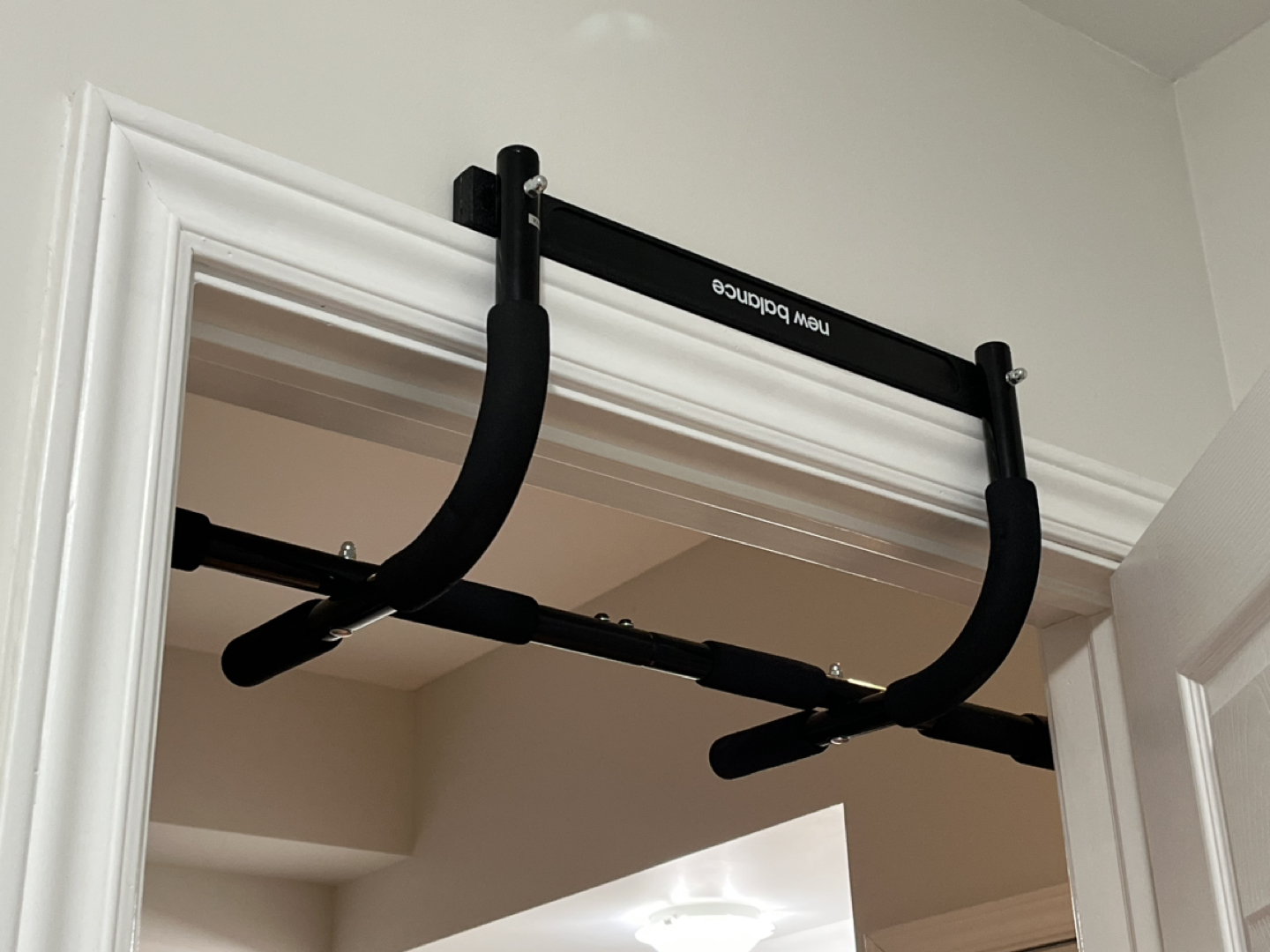 New balance pull-up bar