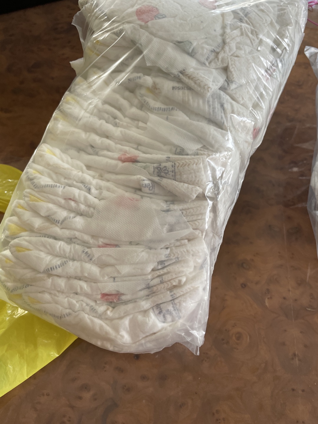 Baby diapers newborn free